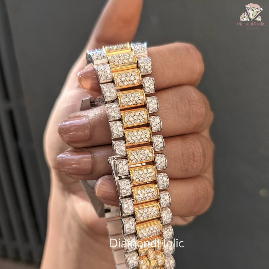 Luxurious Vintage Style Watch