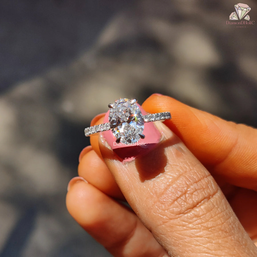 Lab Grown Gift Ring | Elegant Halo Look | Bridal Jewelry Design