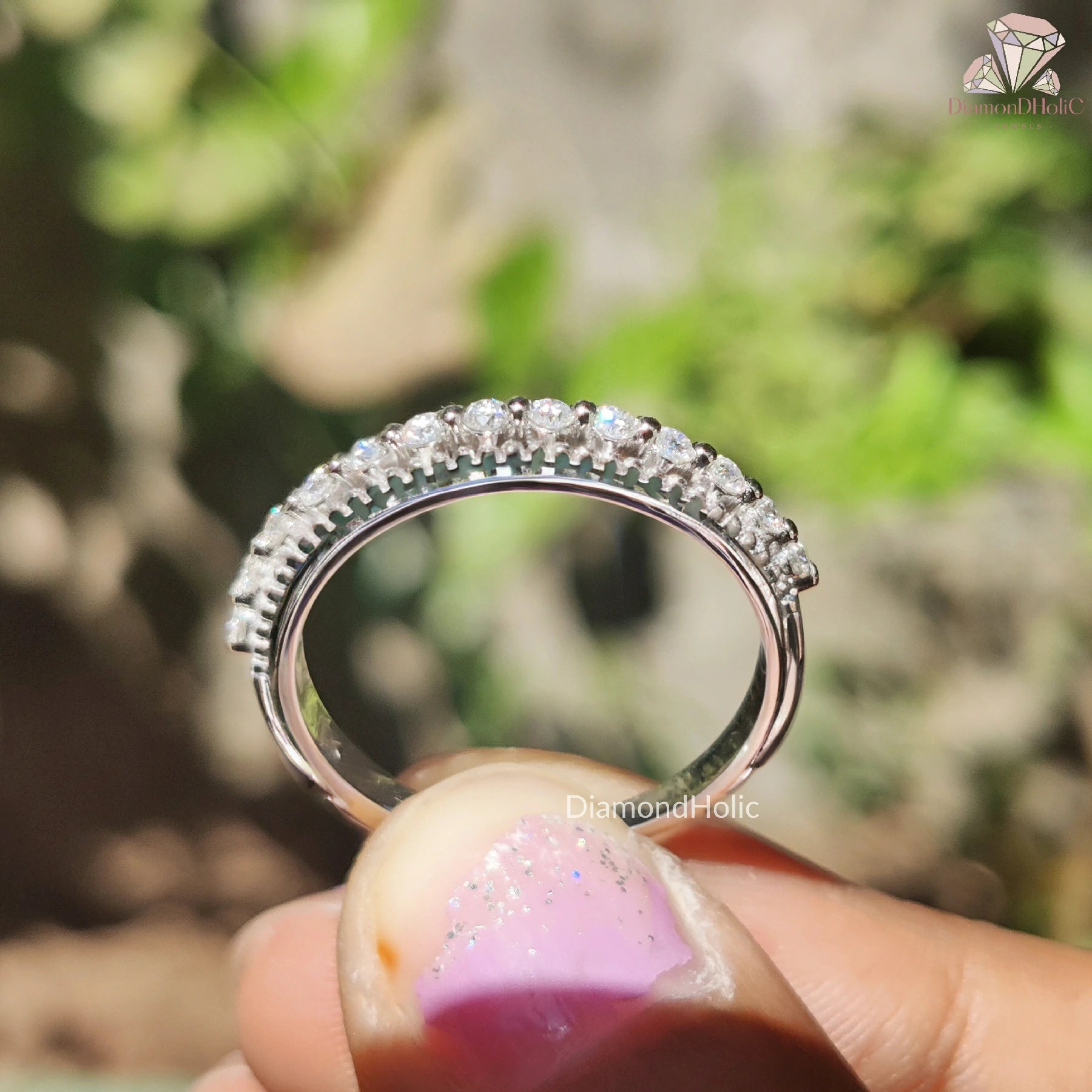 Round Moissanite Band | Elegant Bridal Ring | Dainty Diamond Shine