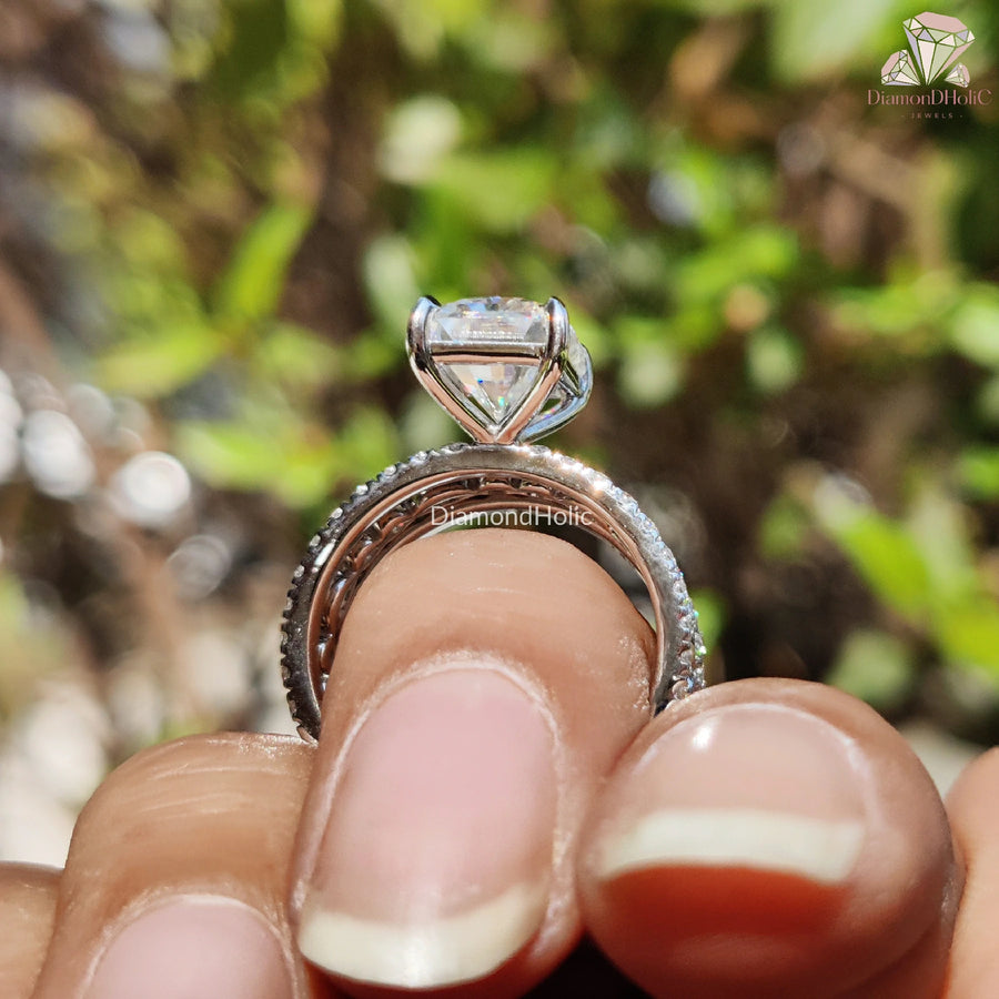 Radiant Cut Moissanite | Engagement Ring | Elegant Wedding Band