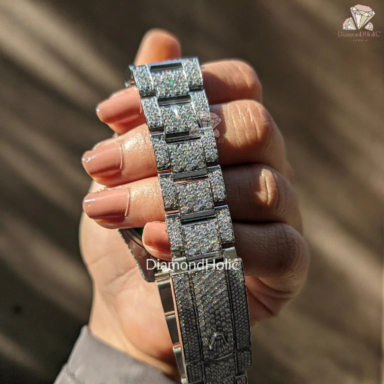 Moissanite Studded Men’s Watch