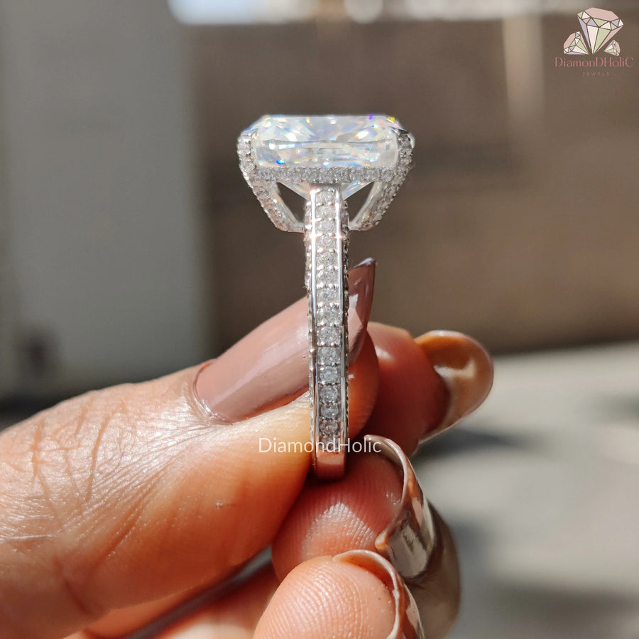 Sparkling Cushion Moissanite Ring