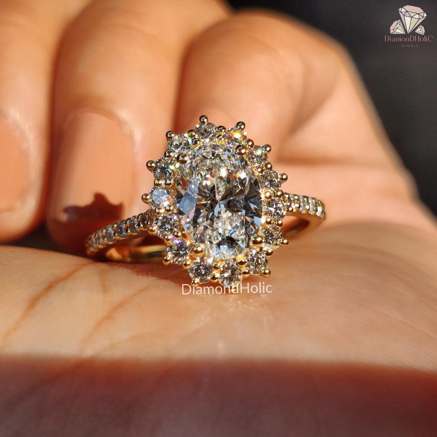 Classic Lab Grown Diamond Gift | Stunning Diamond Anniversary Ring | Chic Halo Diamond Proposal Ring