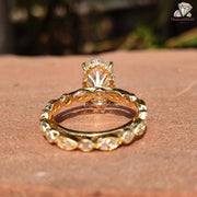 Oval Wedding Rings | Moissanite Set for Her | Unique Band Design