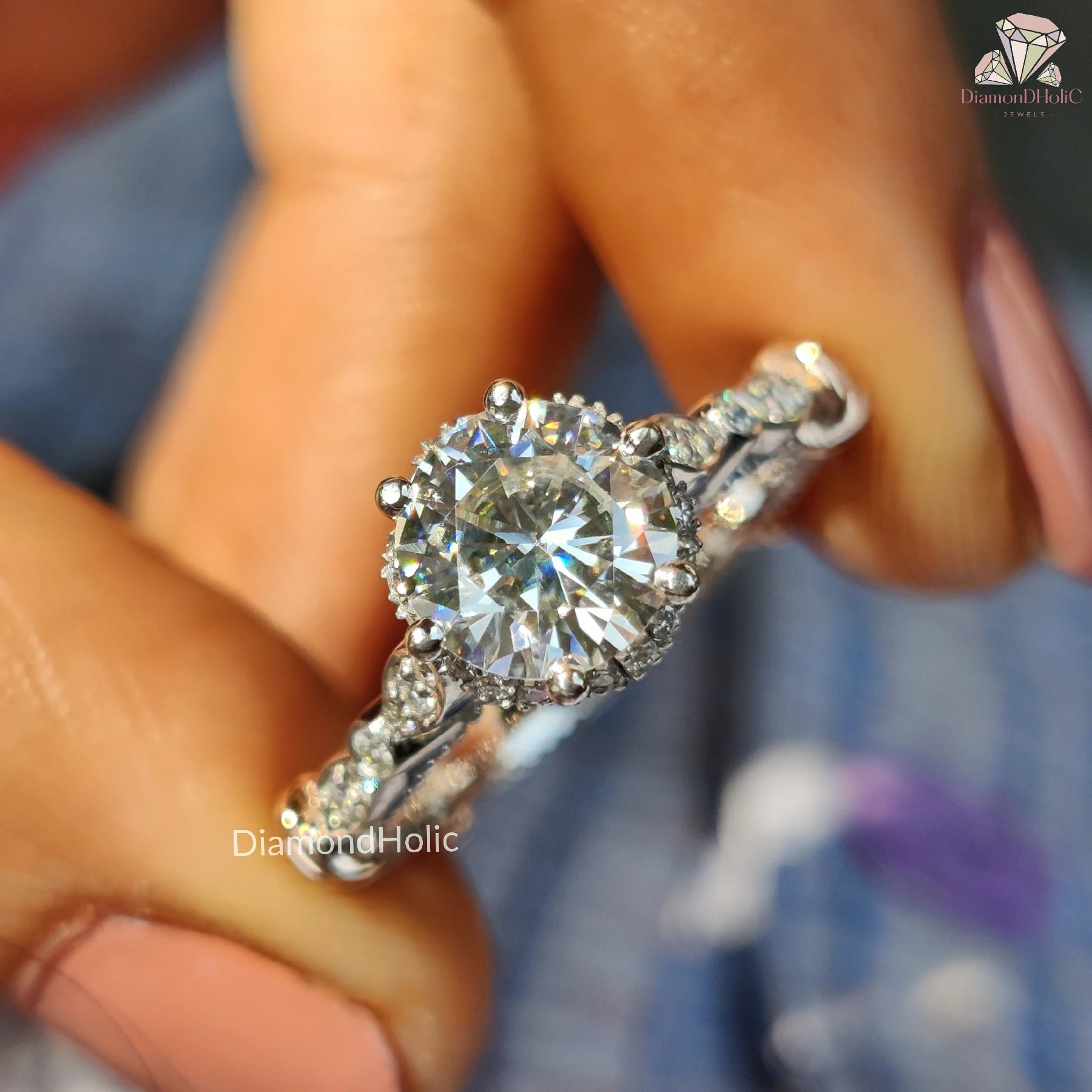 Round Cut Moissanite Ring | Vintage Moissanite Engagement Ring | Timeless Round Cut Design