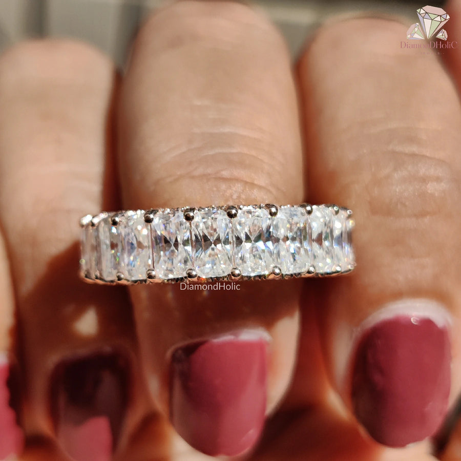 Modern Moissanite Jewelry | Radiant Cut Diamond Jewelry | Unique Wedding Band Design