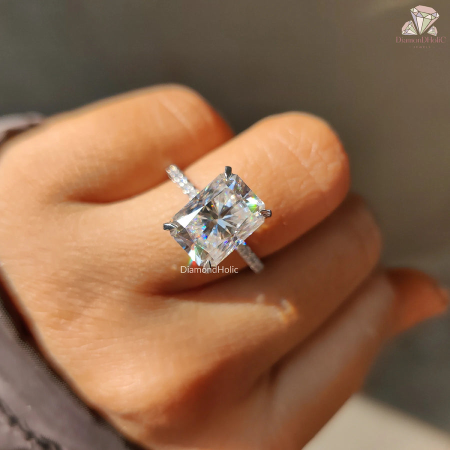  Timeless Radiant Cut Gift Idea | Stylish Radiant Cut Bridal Band | Beautiful Diamond Anniversary Gift