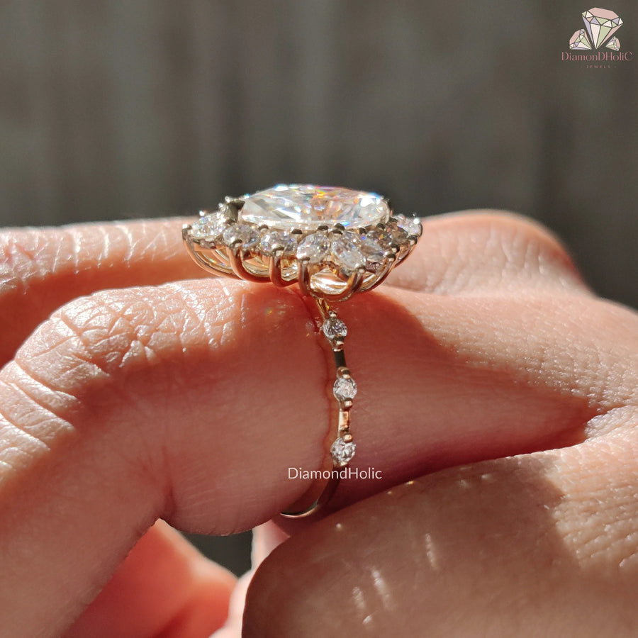 Idea, Eye-Catching Designer Jewelry, Fashionable Moissanite Halo Ring, Brilliant Moissanite Gemstone,