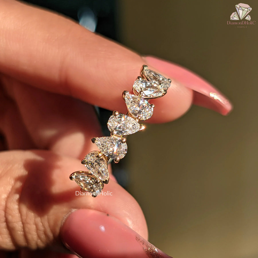 pear cut diamond ring