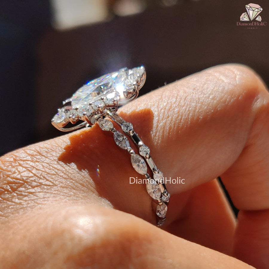 moissanite jewelry | dainty moissanite ring | moissanite ring with band
