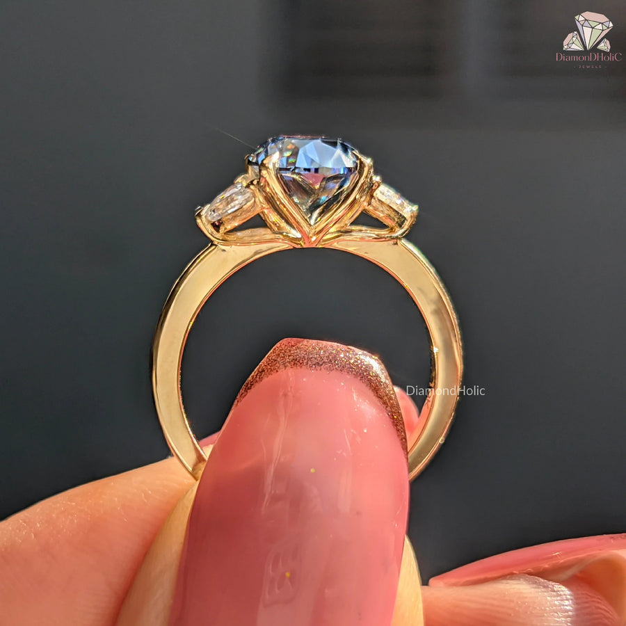 Royal Blue Oval Cut Moissanite Five Stone-Vintage Engagement Ring