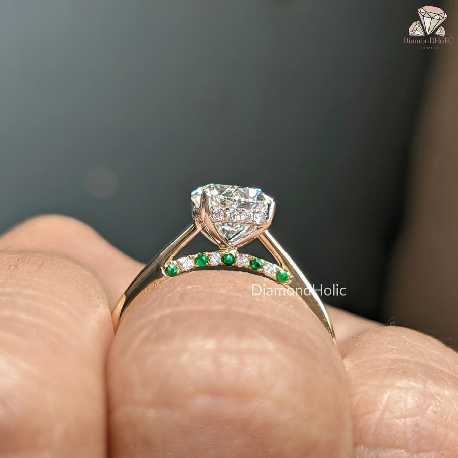 eco friendly diamond ring | emerald accent ring | lab grown proposal ring
