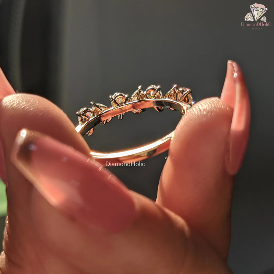 pear shaped engagement ring