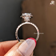 Classic Halo Diamond Ring 
