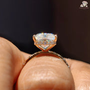 hidden halo moissanite