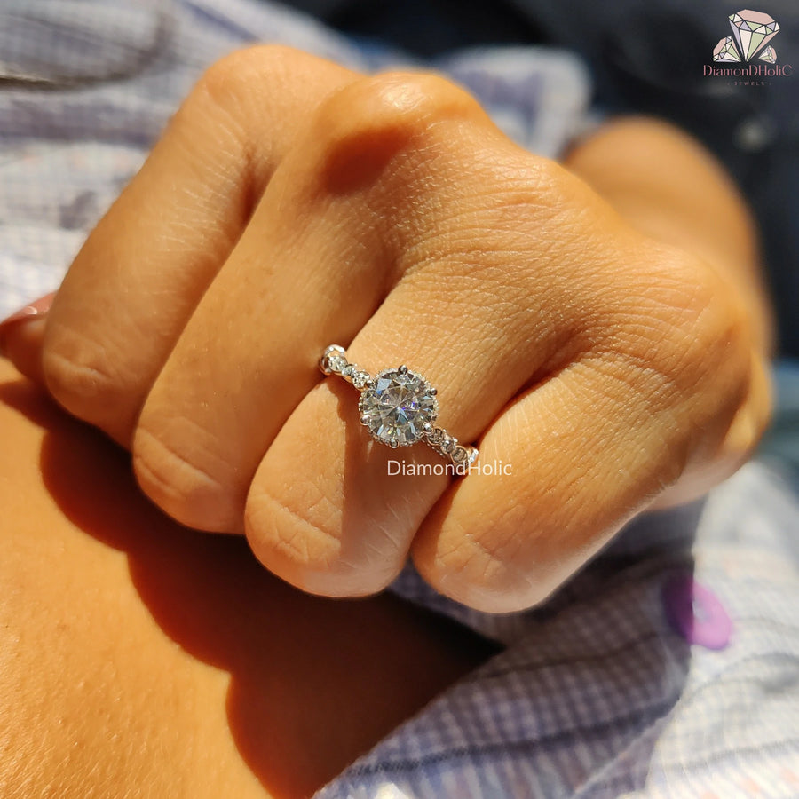 Elegant Round Cut Wedding Gift | Timeless Round Cut Proposal Band | Classic Vintage Engagement Jewelry