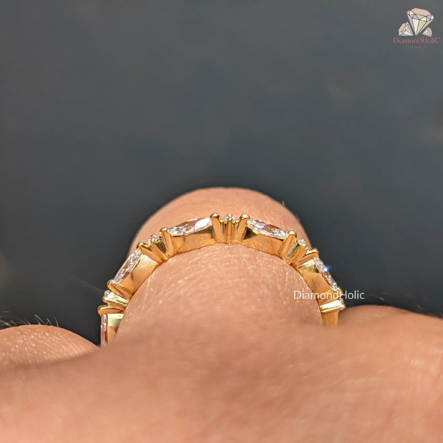 solitaire diamond band