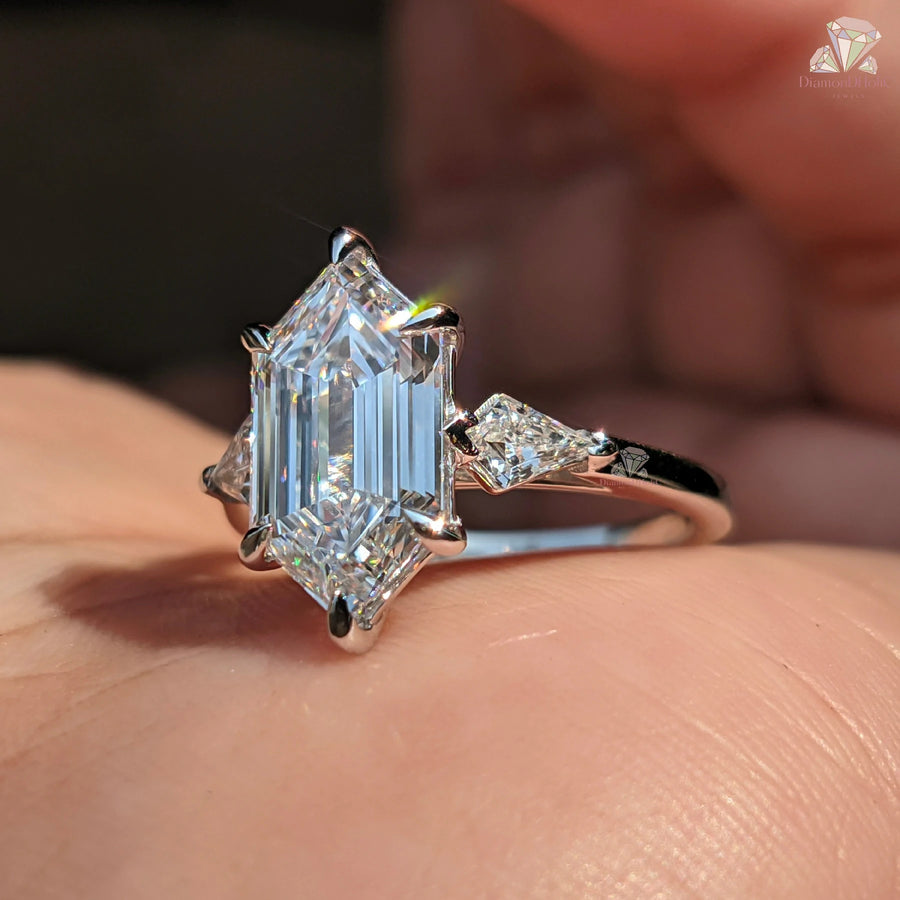 kite diamond | kite ring | kite cut diamond ring | kite engagement ring