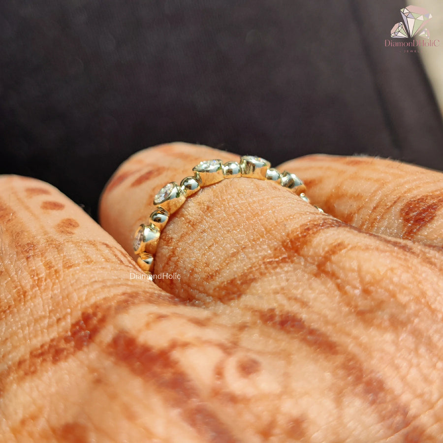 14k gold band | moissanite stone | handmade ring
