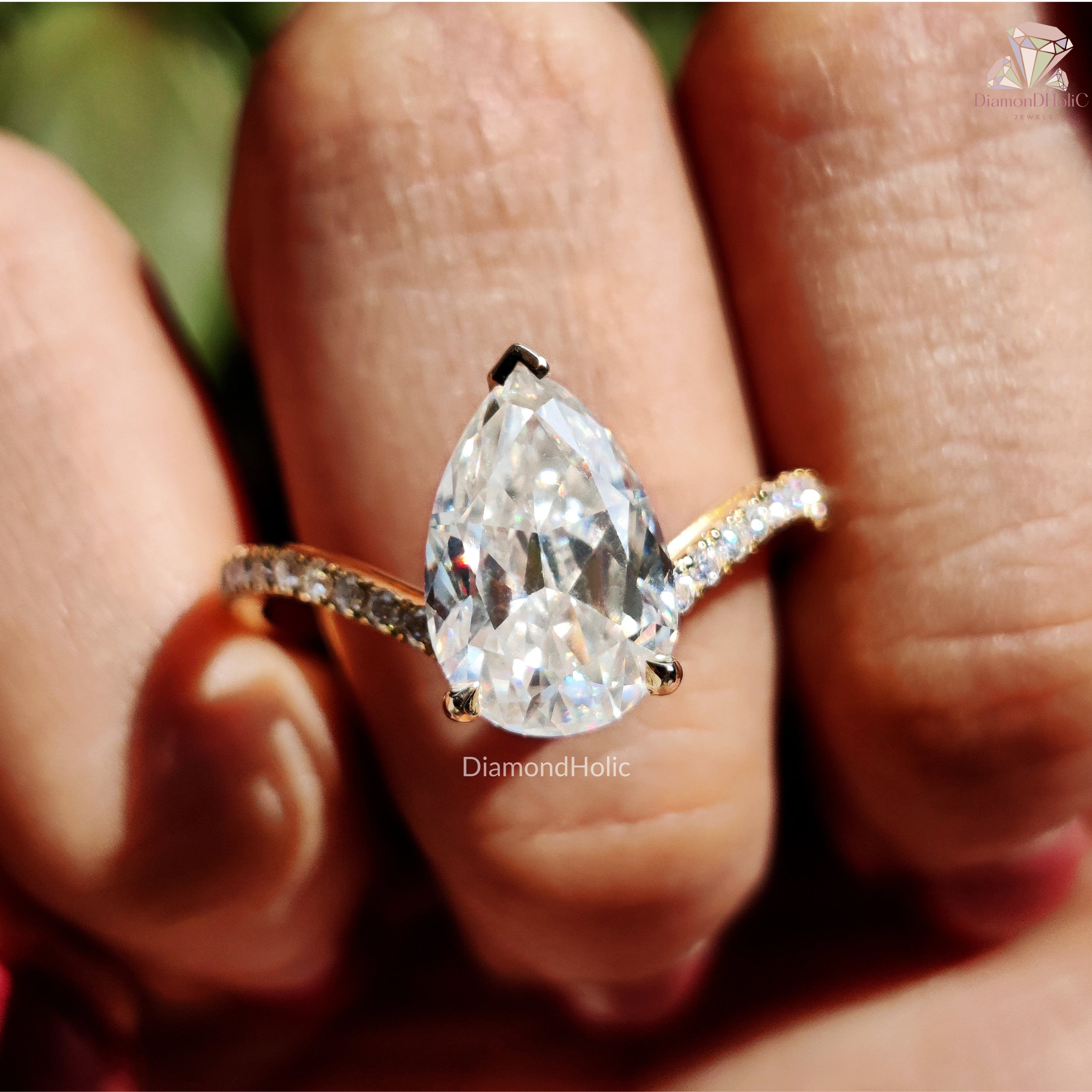 Pear Cut Ring / Moissanite Diamond Ring 