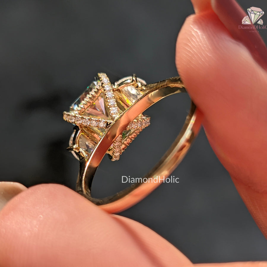 luxury moissanite ring