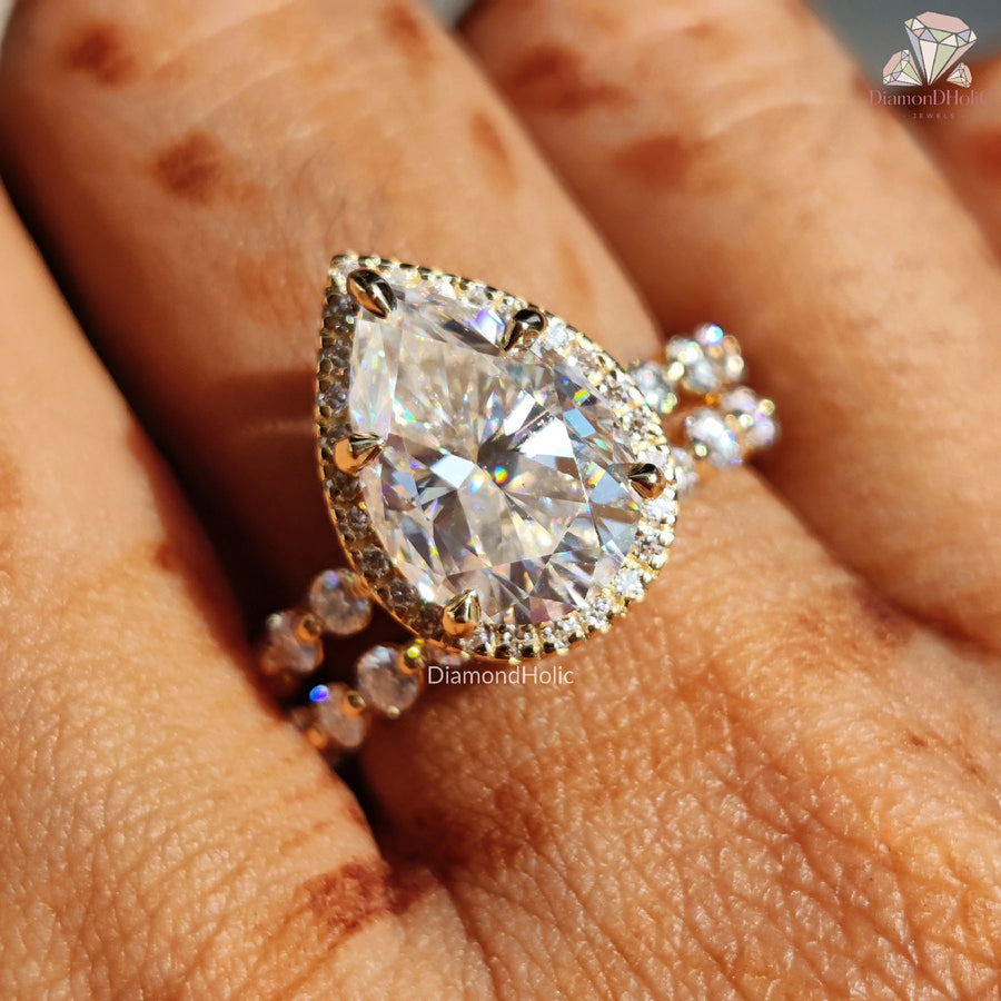 gold moissanite jewelry | luxury moissanite ring | gemstone ring
