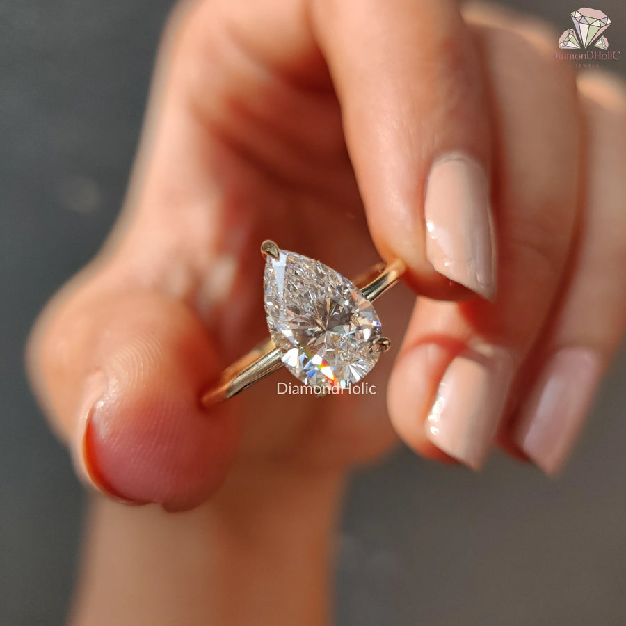 Classic Lab Grown Diamond Gift | Stunning Diamond Anniversary Ring | Chic Pear Cut Diamond Proposal Ring