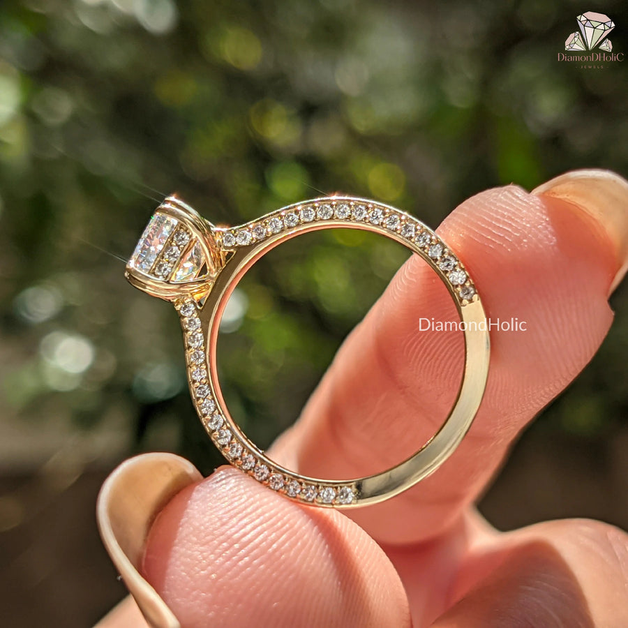 lab grown diamond engagement rings