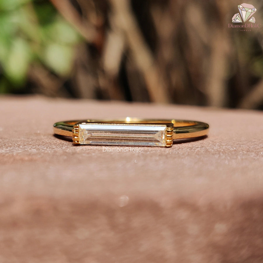 slim wedding band | gold baguette band | everyday moissanite ring
