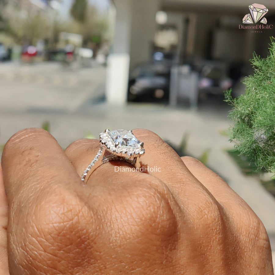 Elegant Moissanite Engagement Ring |
Halo Ring with Radiant Moissanite |
Custom Moissanite Diamond Ring