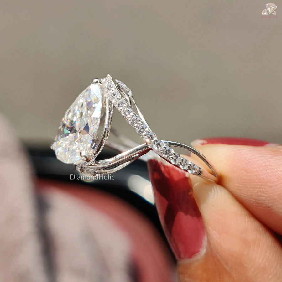 Engagement Ring For Women | Elegant Moissanite Jewelry | Unique Cross Band

