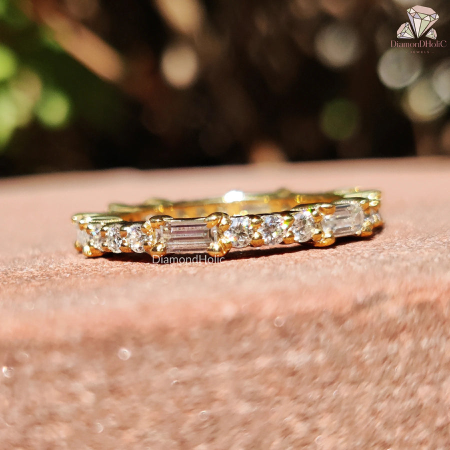 elegant moissanite ring | round and baguette band | fine jewelry ring
