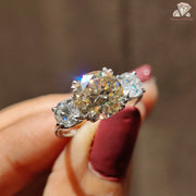 Luxurious three stone rings
