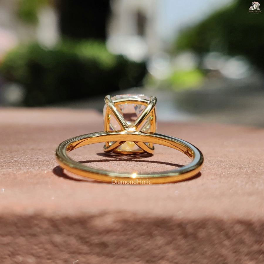 OEC Vintage Feel | Cushion Glow Ring | Gift for Girlfriend

