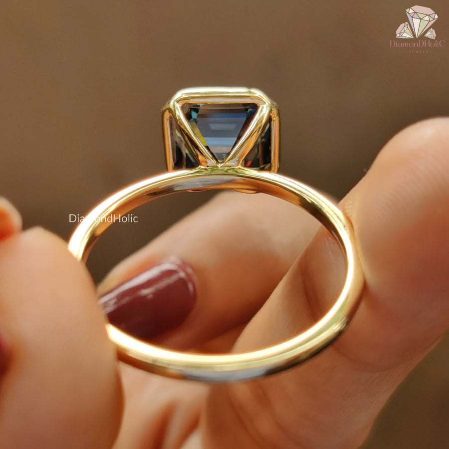 Unique Engagement Ring
