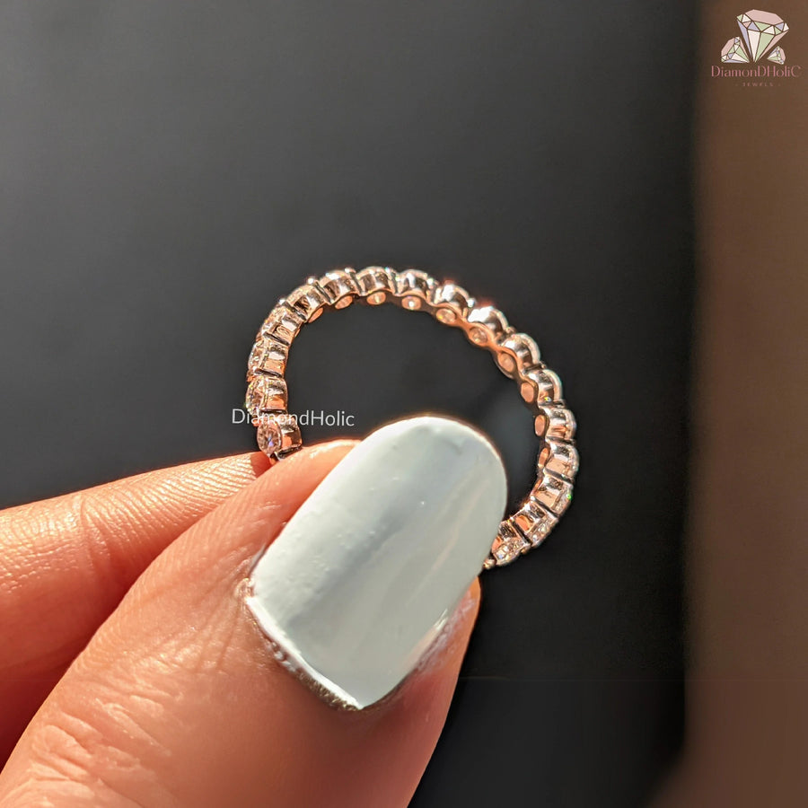 luxury moissanite ring | daily wear eternity ring | moissanite fashion band
