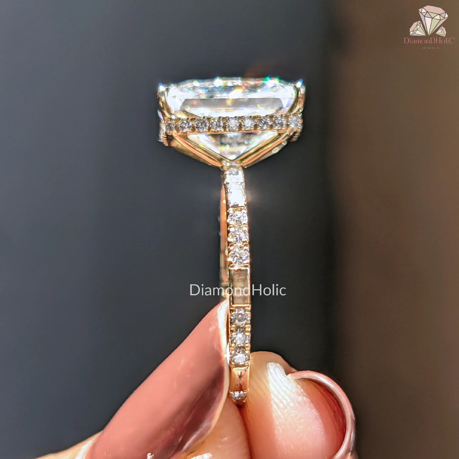 luxury engagement ring