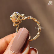 Elegant Designer Moissanite Ring 