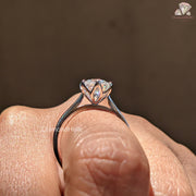 cathedral shank moissanite