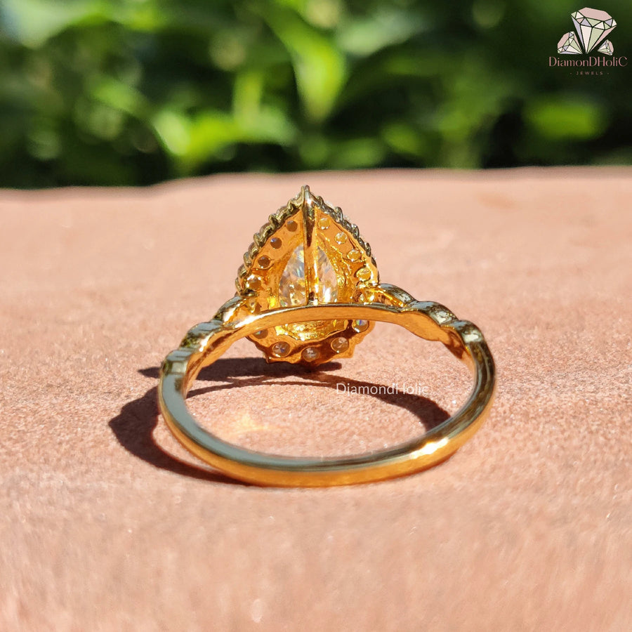 halo pear ring | diamond alternative ring | moissanite engagement set
