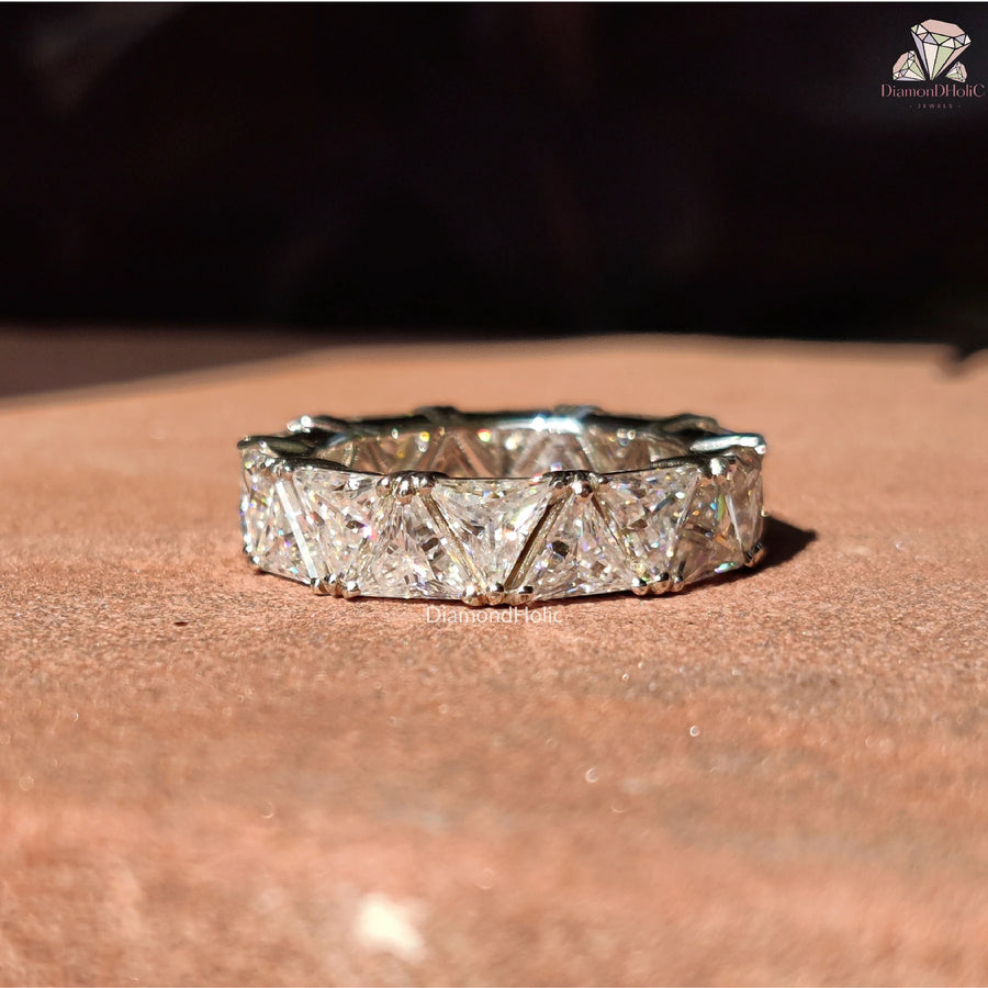 diamondholic jewelry ring | bold design moissanite band | trillion shape ring
