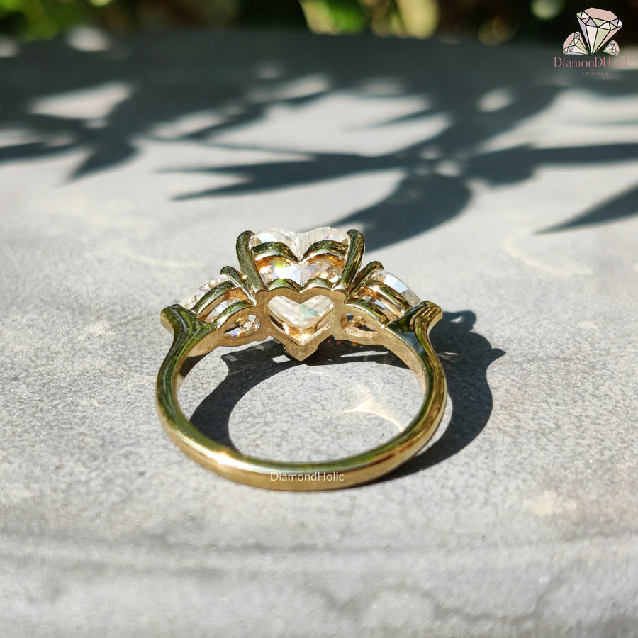 moissanite jewelry gift | heart wedding ring | heart-shaped moissanite
