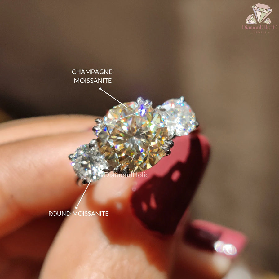 Round cut moissanite jewelry
