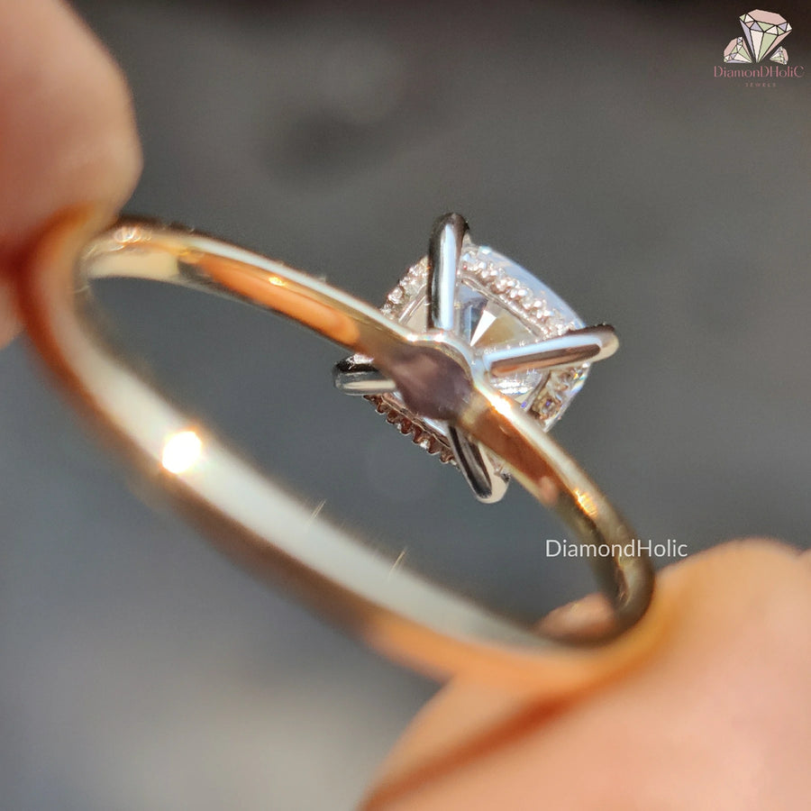solitaire engagement ring