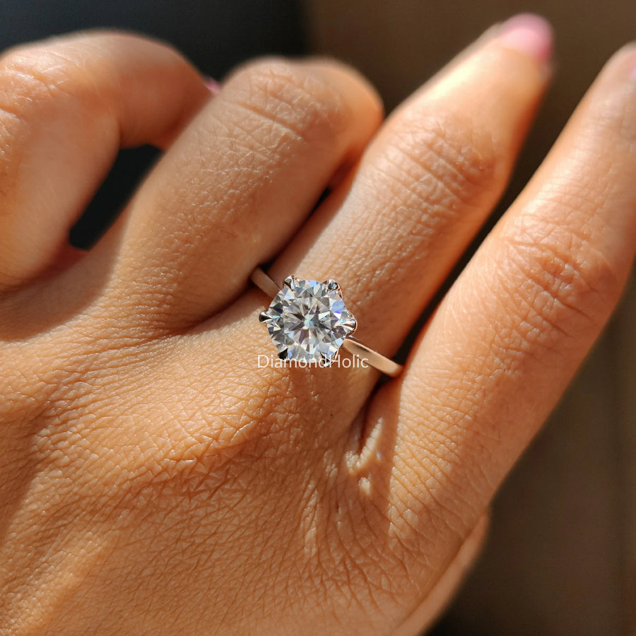 round moissanite solitaire