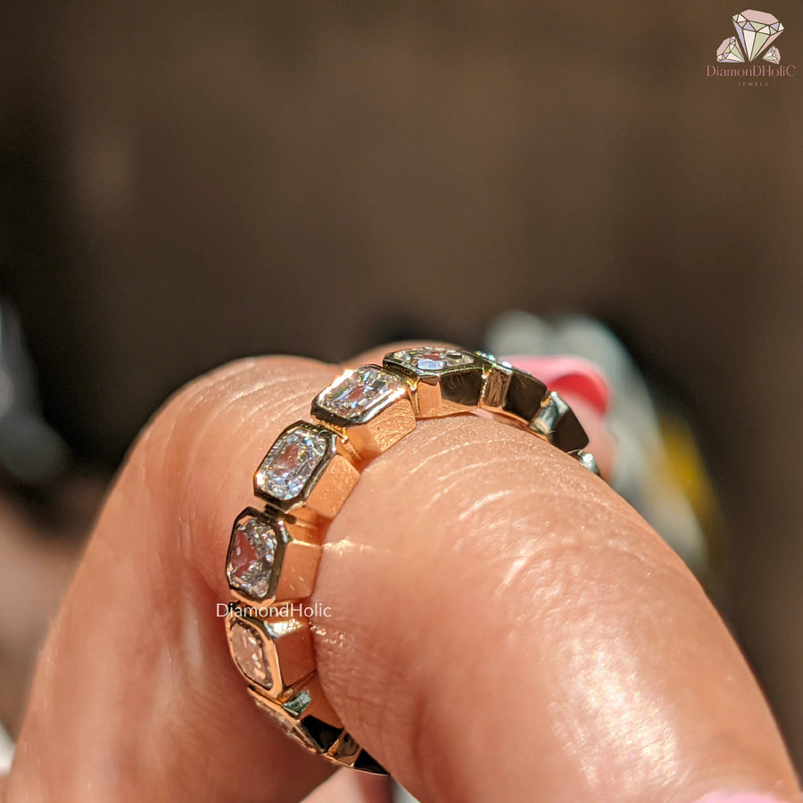 Unique moissanite jewelry