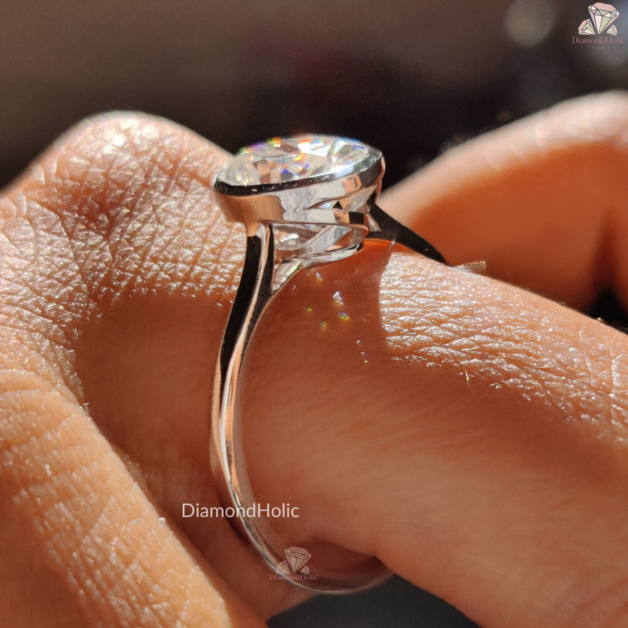 Bezel Set Engagement Moissanite Rings​