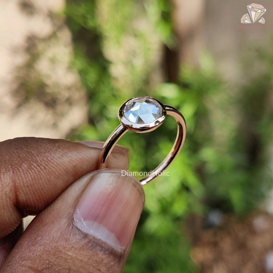 Round Cut Moissanite Solitaire Engagement Ring