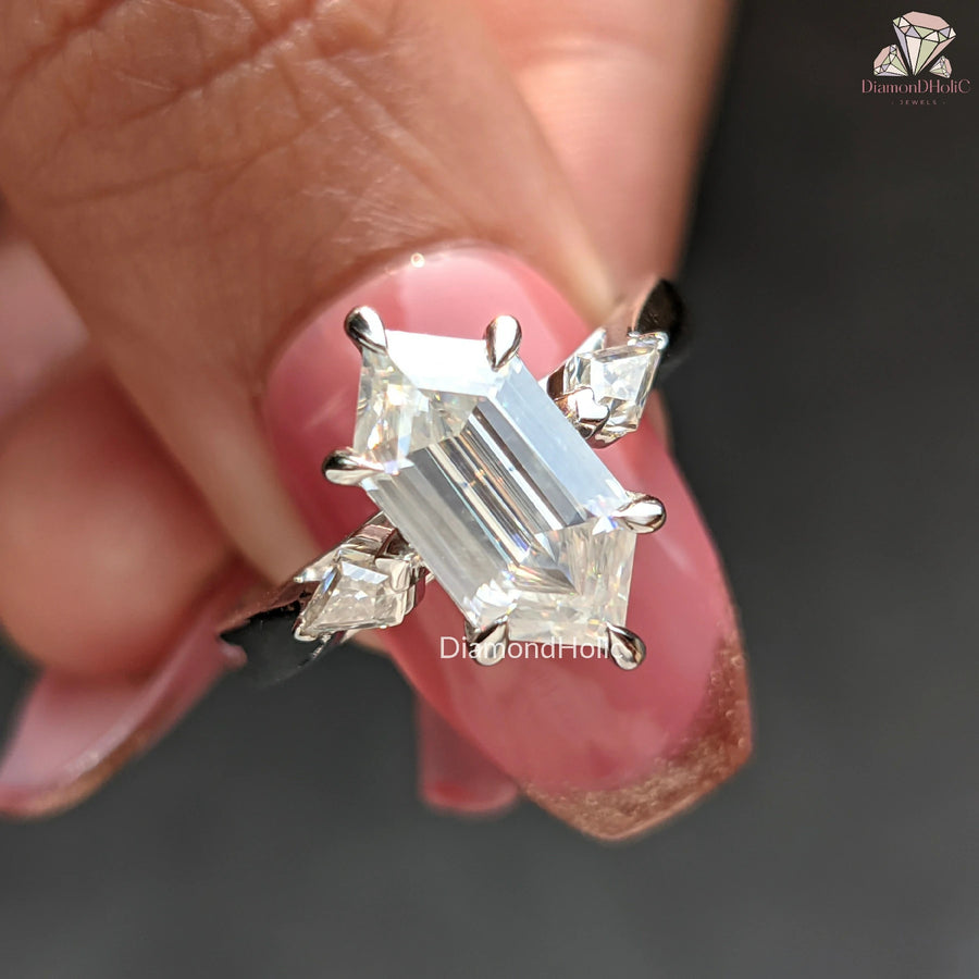 Kite Side Stone Ring | Prong Setting Ring