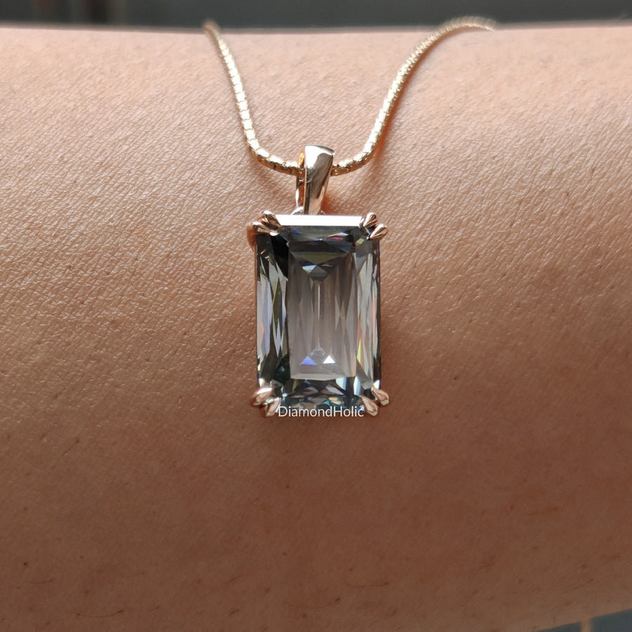 emerald diamond pendant